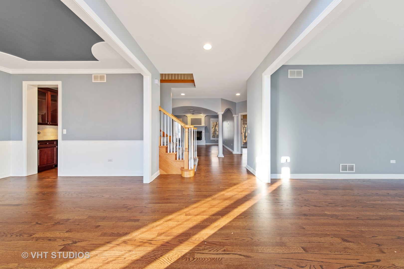 3651 Hector Lane Naperville, IL 60564 - Photo 9 of 32