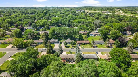$385,000 | 2090 Carnelian Lane, Eagan, MN 55122