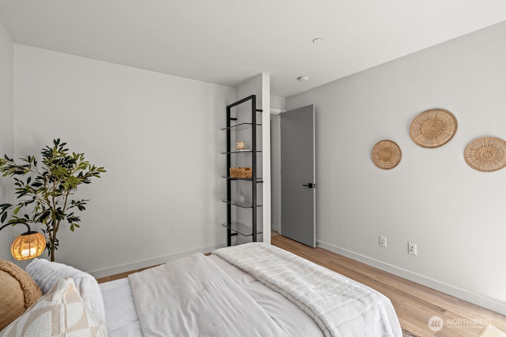 3104 Southwest Avalon Way, Unit F Seattle, WA 98126 - Photo 10 of 21
