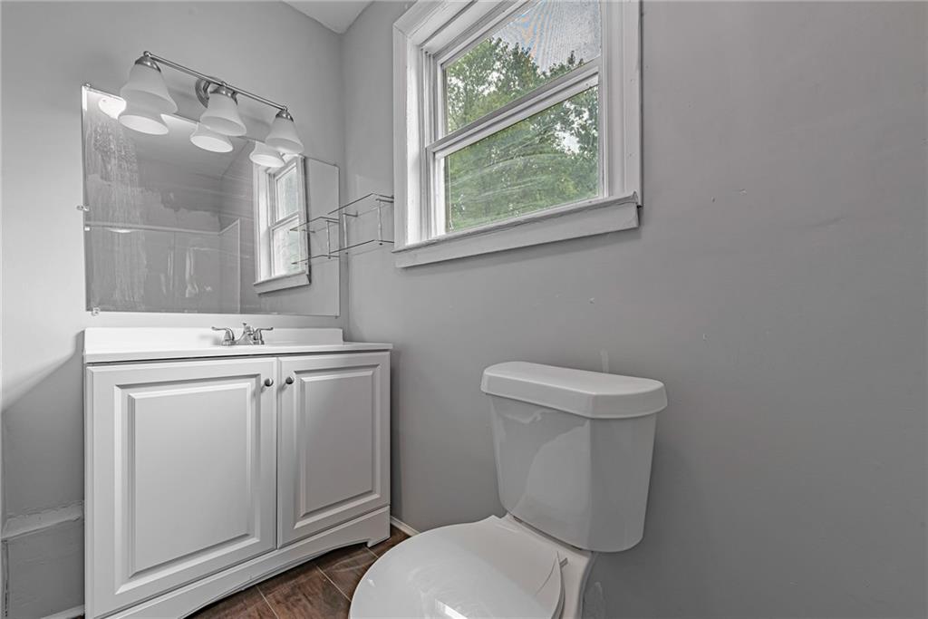 709 Spruce Street Irwin, PA 15642 - Photo 11 of 19