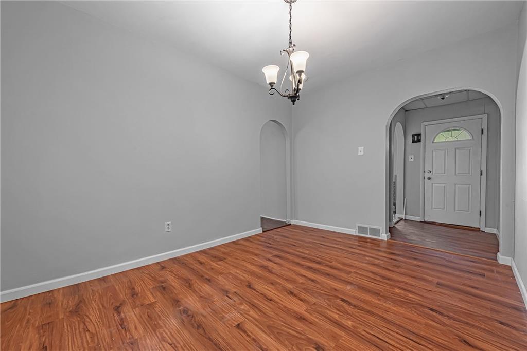 709 Spruce Street Irwin, PA 15642 - Photo 4 of 19