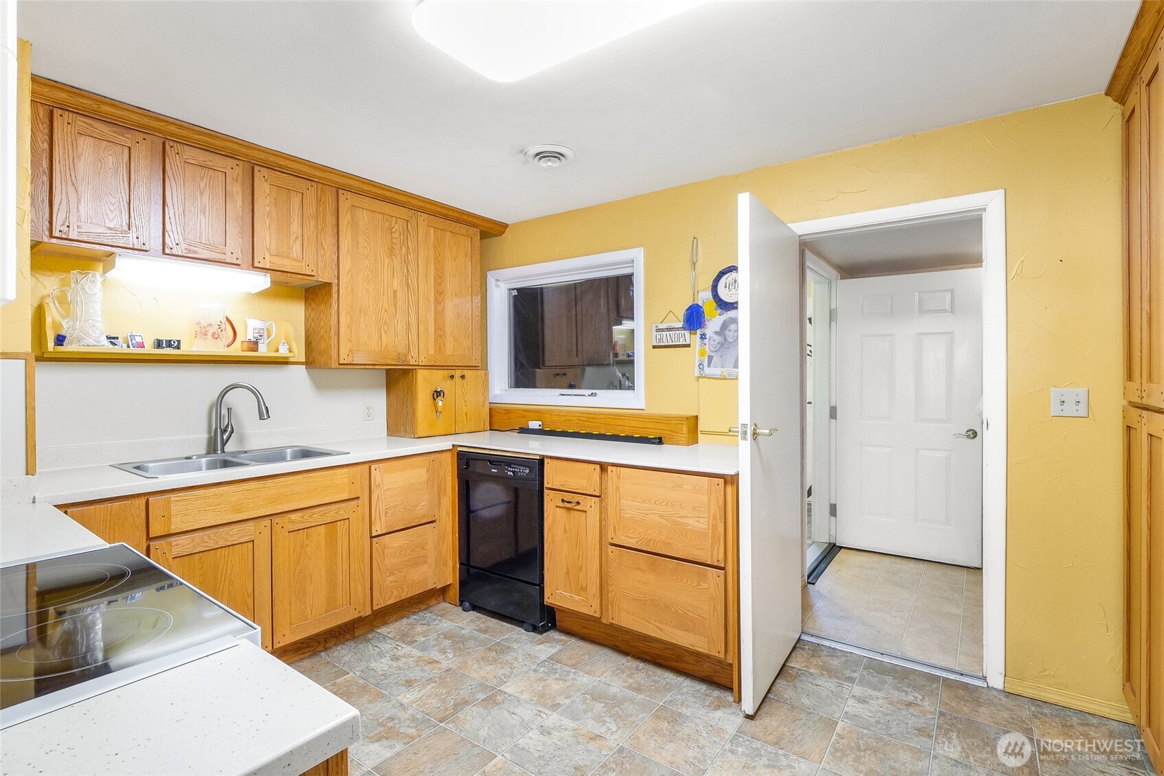 11801 Rd K Northeast Moses Lake, WA 98837 - Photo 16 of 40