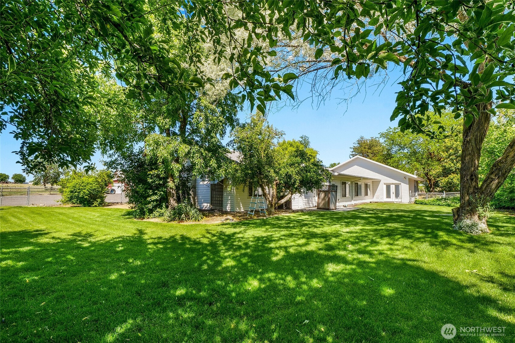 11801 Rd K Northeast Moses Lake, WA 98837 - Photo 8 of 40