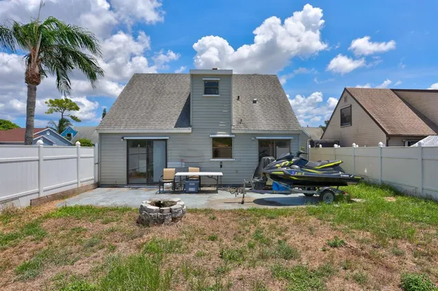 $3,200 | 6052 Lace Wood Circle, Lake Worth, FL 33462