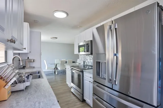 $3,200 | 6052 Lace Wood Circle, Lake Worth, FL 33462