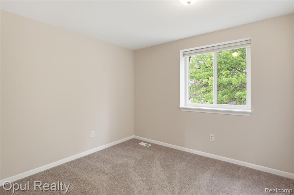 1446 Wagon Wheel Road Canton, MI 48188 - Photo 33 of 51 Gallery Image 33
