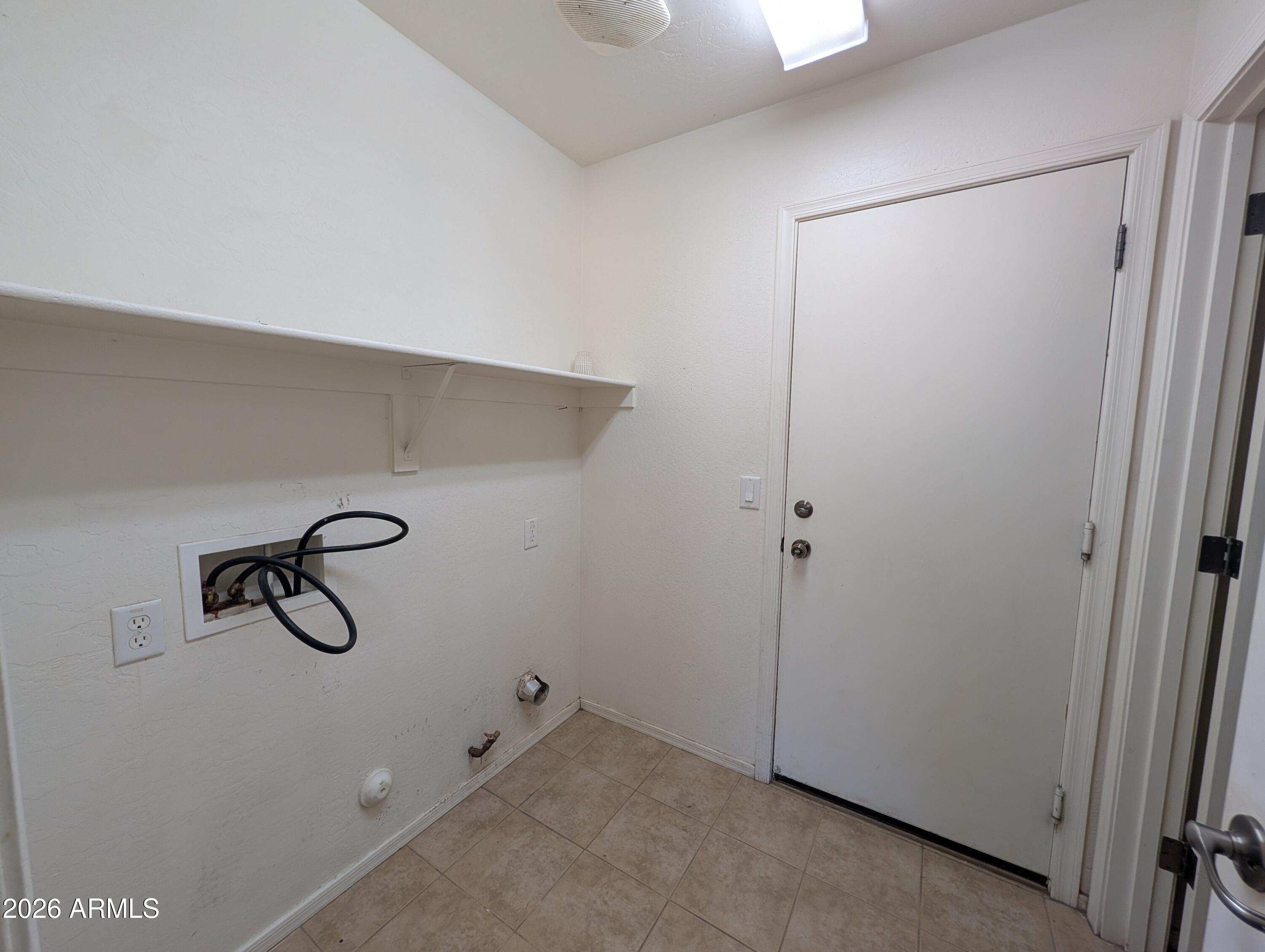 712 Baldwin Loop Coolidge, AZ 85128 - Photo 20 of 21 a view of small space