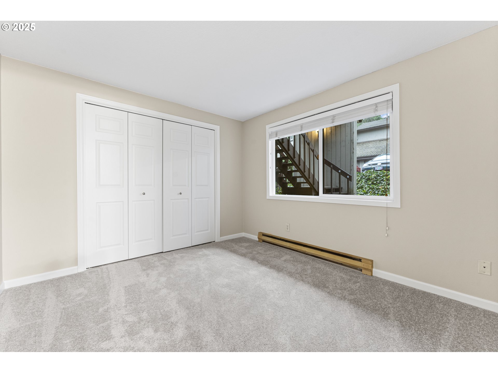 7112 Southwest Murray Boulevard Beaverton, OR 97008 - Photo 25 of 40 an empty room with windows