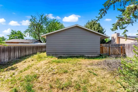 $415,000 | 304 West Woodvine Court, Boise, ID 83706