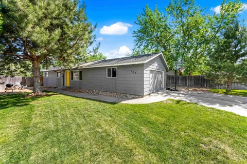 $415,000 | 304 West Woodvine Court, Boise, ID 83706