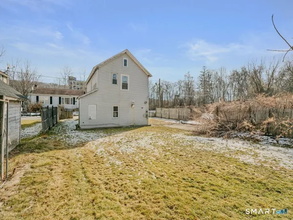 $95,000 | 23 Rose Street, Norwich, CT 06360