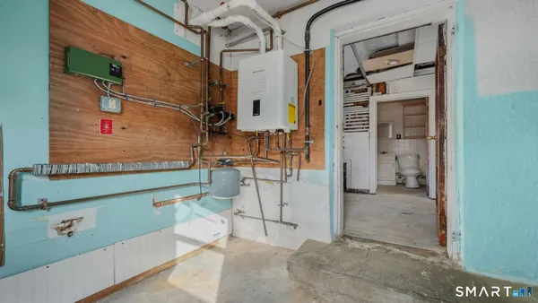 $95,000 | 23 Rose Street, Norwich, CT 06360