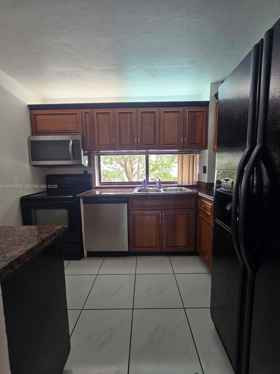 16909 North Bay Road, Unit 321 Sunny Isles Beach, FL 33160 - Photo 35 of 40