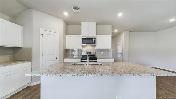 $273,500 | 3137 Sapphire Drive, Lake Charles, LA 70607