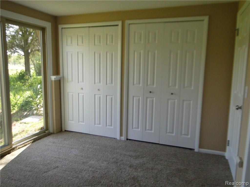 124 South Elm Grove Road Lapeer, MI 48446 - Photo 21 of 27