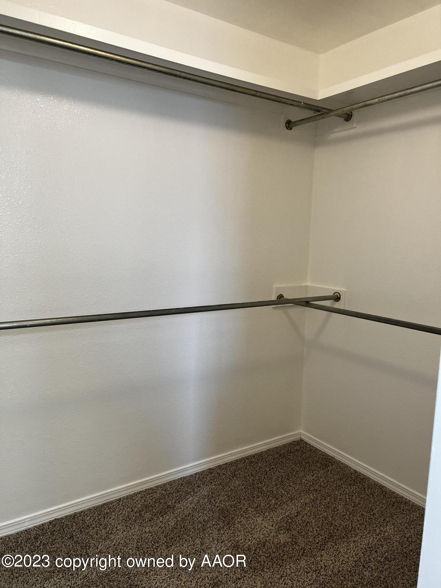 2906 Laguna Drive Amarillo, TX 79110 - Photo 11 of 16 A87B4739-FB8C-40EE-A792-238D81FA3998