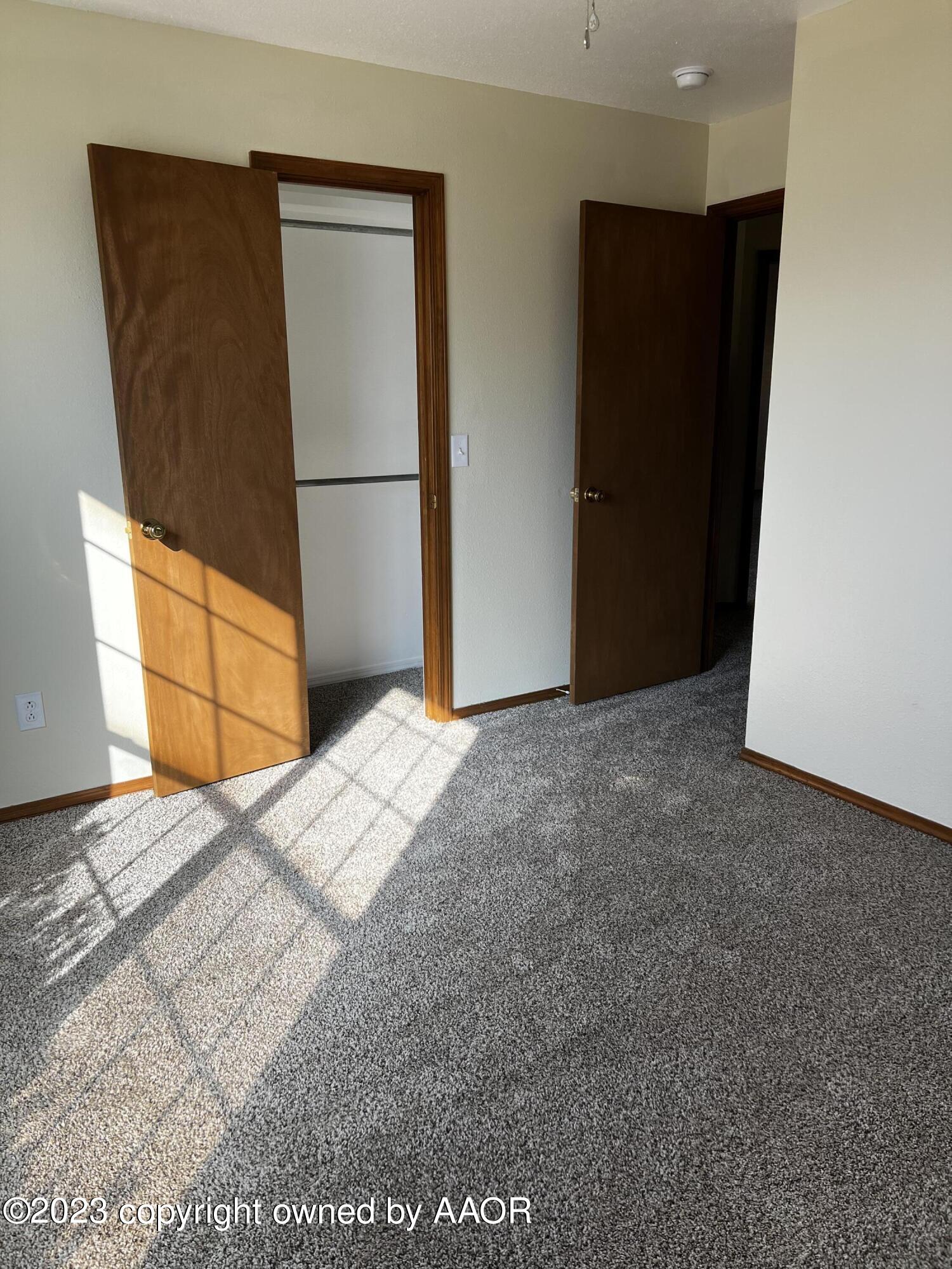 2906 Laguna Drive Amarillo, TX 79110 - Photo 14 of 16 0FD60988-85DE-4BFE-9201-B16DD77DBD87