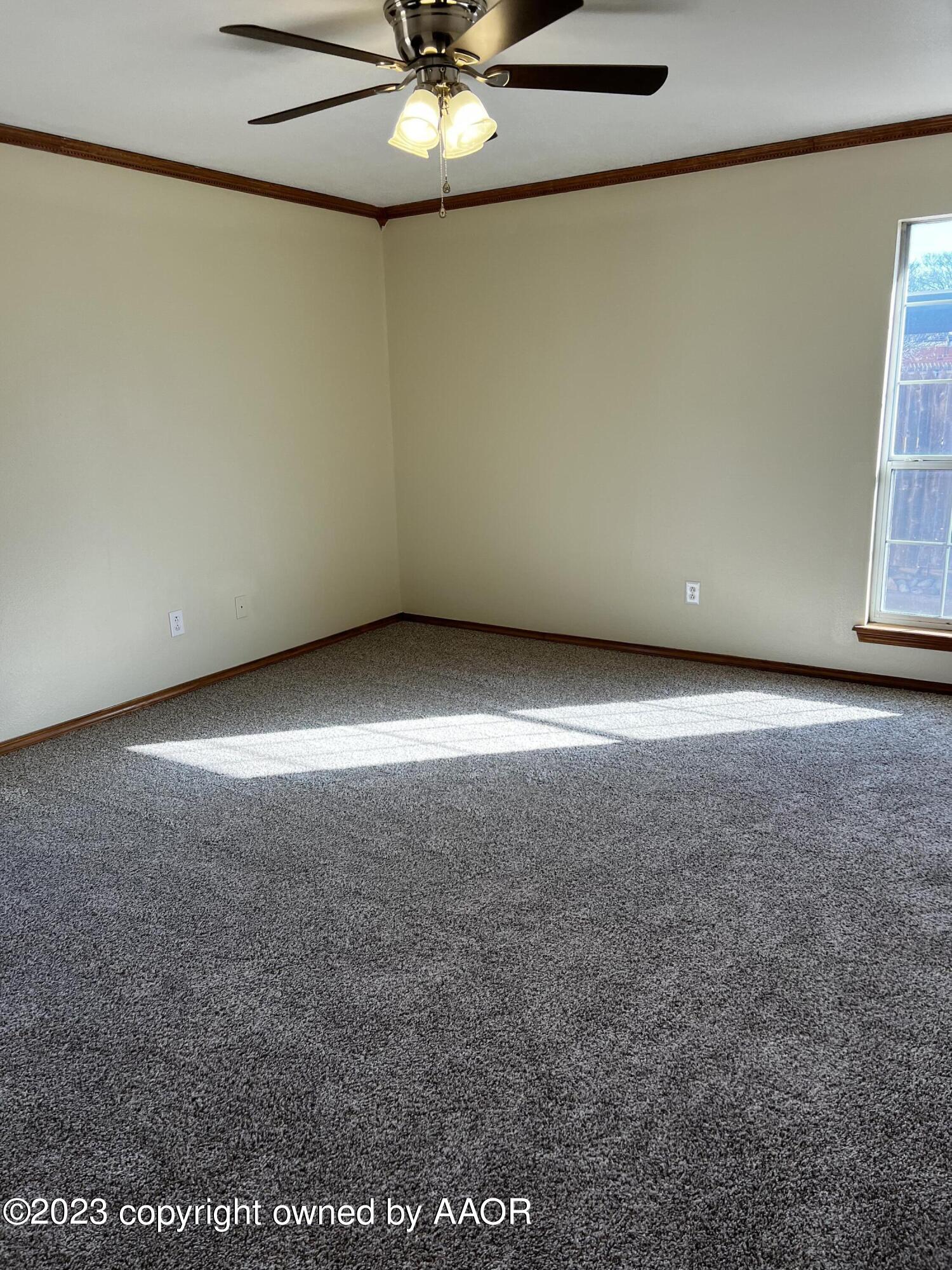 2906 Laguna Drive Amarillo, TX 79110 - Photo 8 of 16 A6F26629-D3C4-4BCB-A7ED-F76753BB1FC7