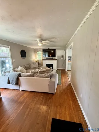$217,000 | 14232 Central Avenue, Chester, VA 23836
