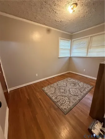$217,000 | 14232 Central Avenue, Chester, VA 23836