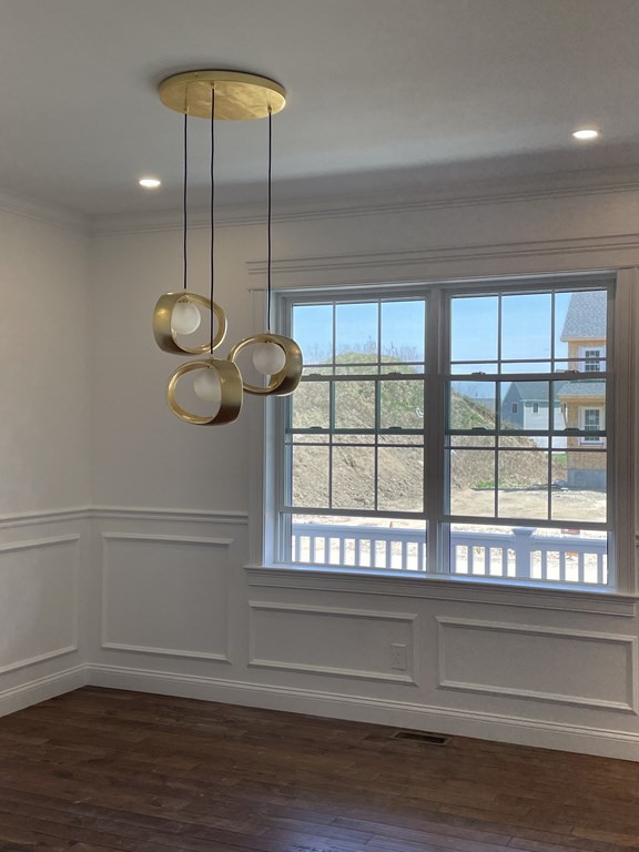 10 Cooper Road Seekonk, MA 02771 - Photo 5 of 11 Gallery Image 5