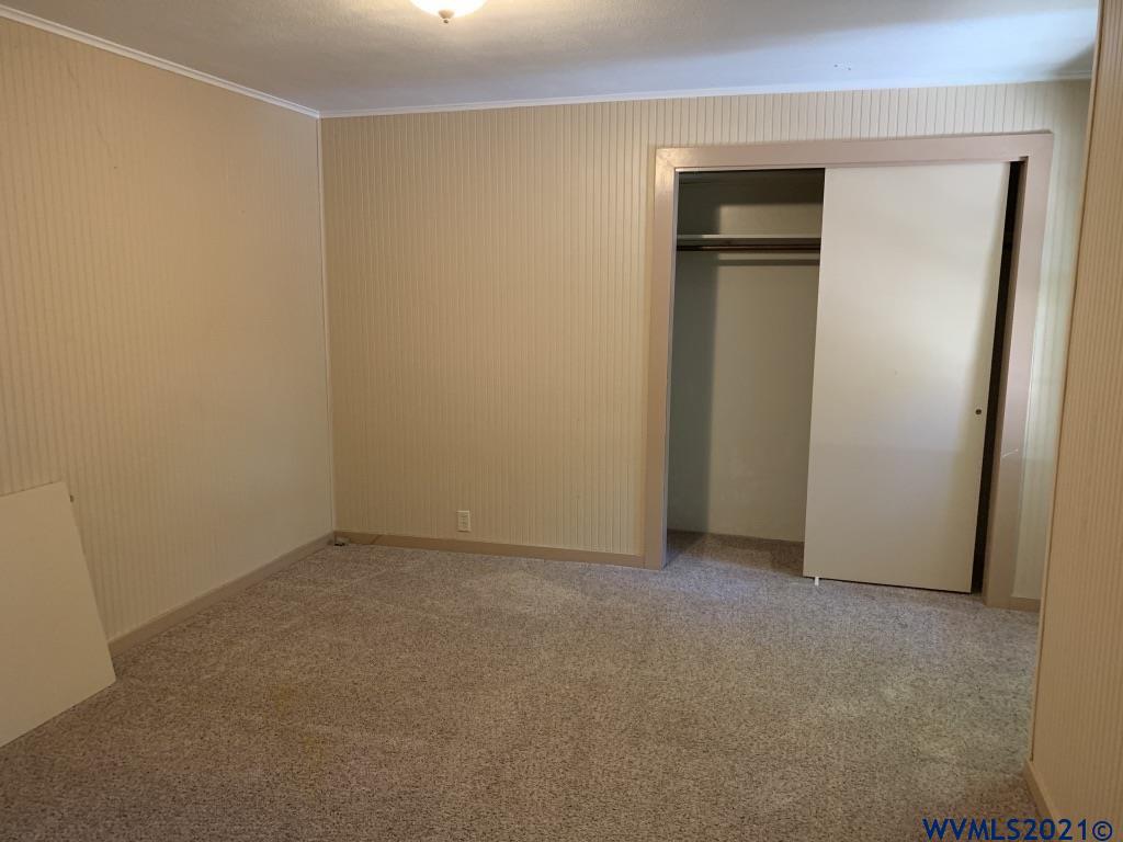 1407 Southwest Fairview Avenue Dallas, OR 97338 - Photo 7 of 23 Gallery Image 7