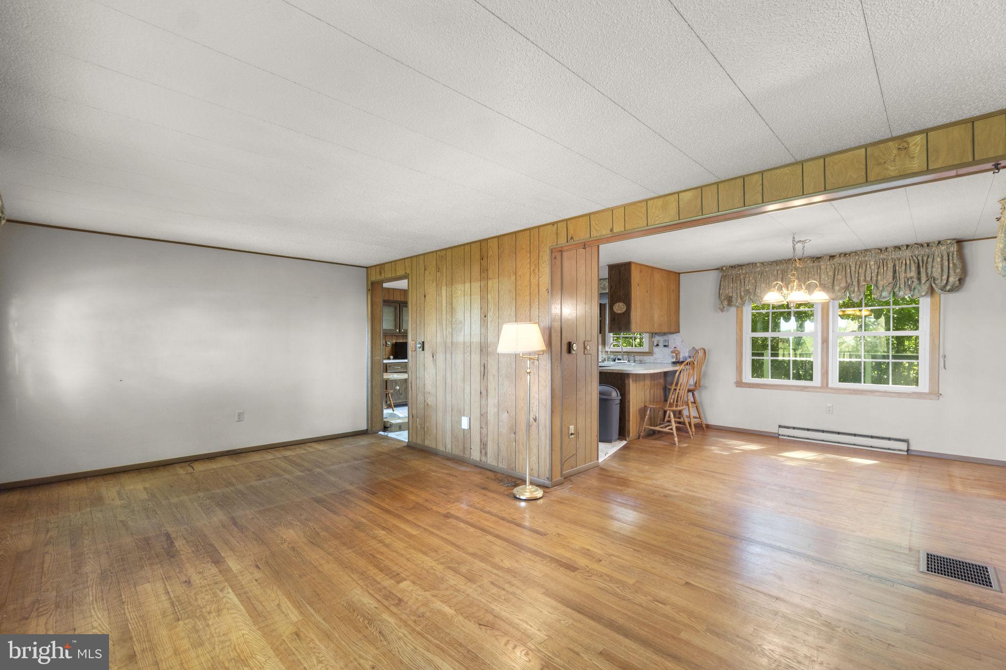 4627 Crossroad Schoolhouse Road Manchester, MD 21102 - Photo 4 of 42