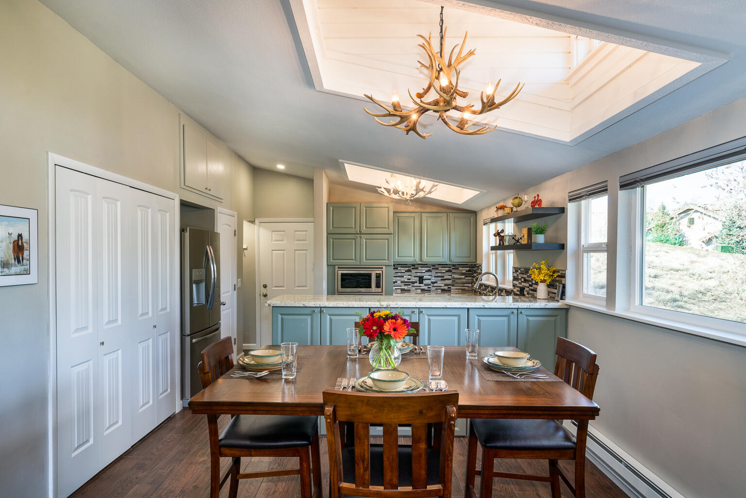 3660 Upper Ranch Condo Drive Sun Valley, ID 83353 - Photo 6 of 48 Dining area