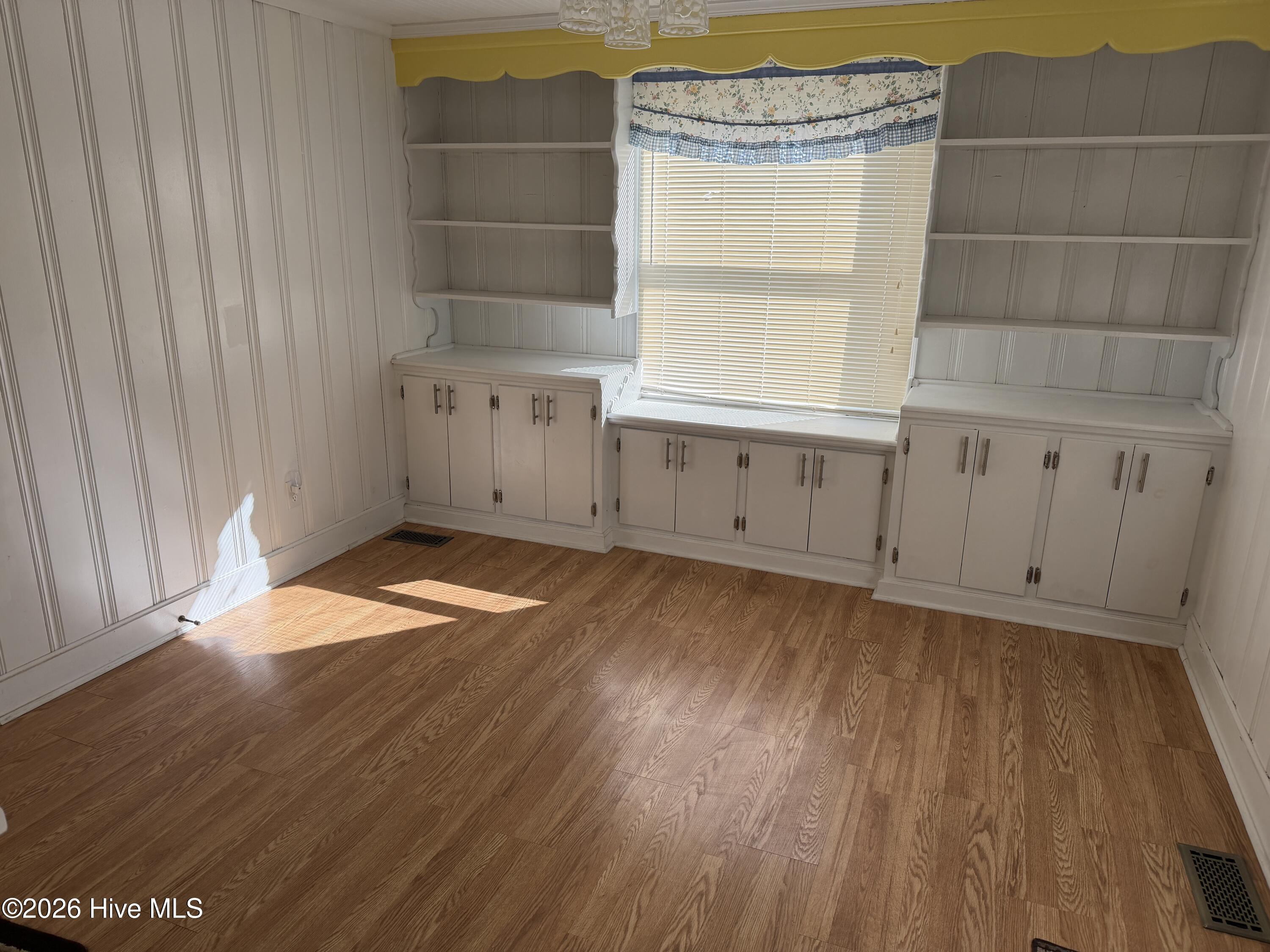 2040 West 5th Street Washington, NC 27889 - Photo 5 of 14 IMG_5753