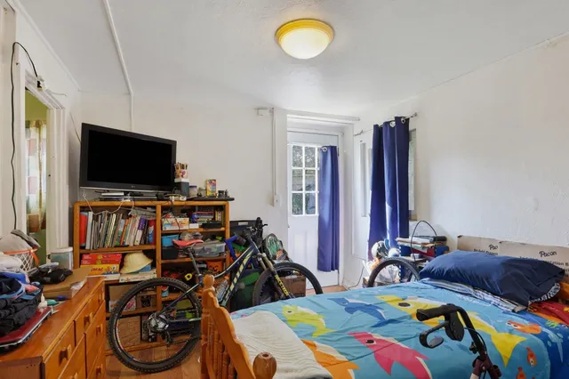 $399,900 | 22575 Amador Street, Hayward, CA 94541