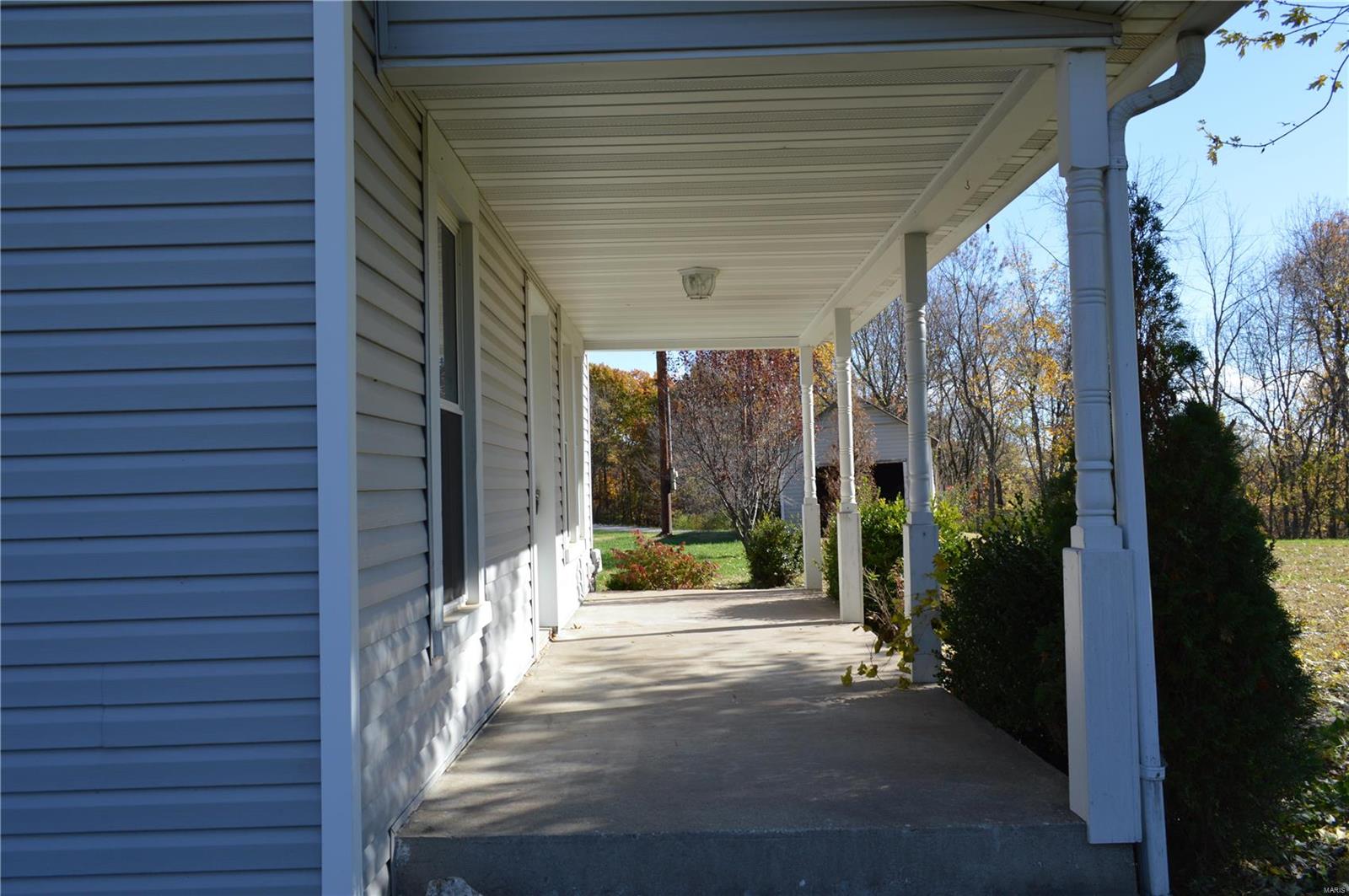 1783 Hill Top Drive Road Hardin, IL 62047 - Photo 3 of 26 Gallery Image 3