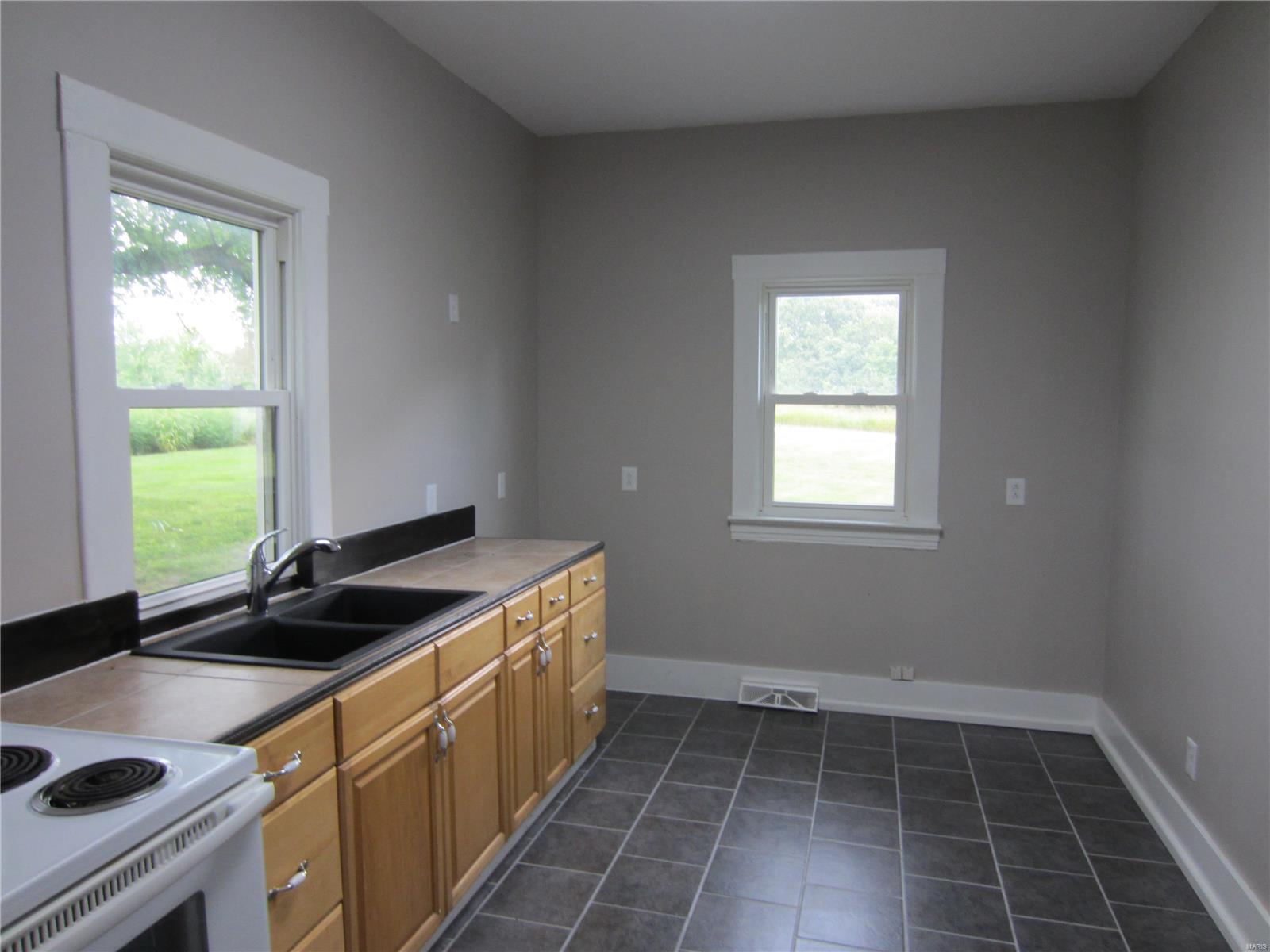 1783 Hill Top Drive Road Hardin, IL 62047 - Photo 8 of 26 Gallery Image 8