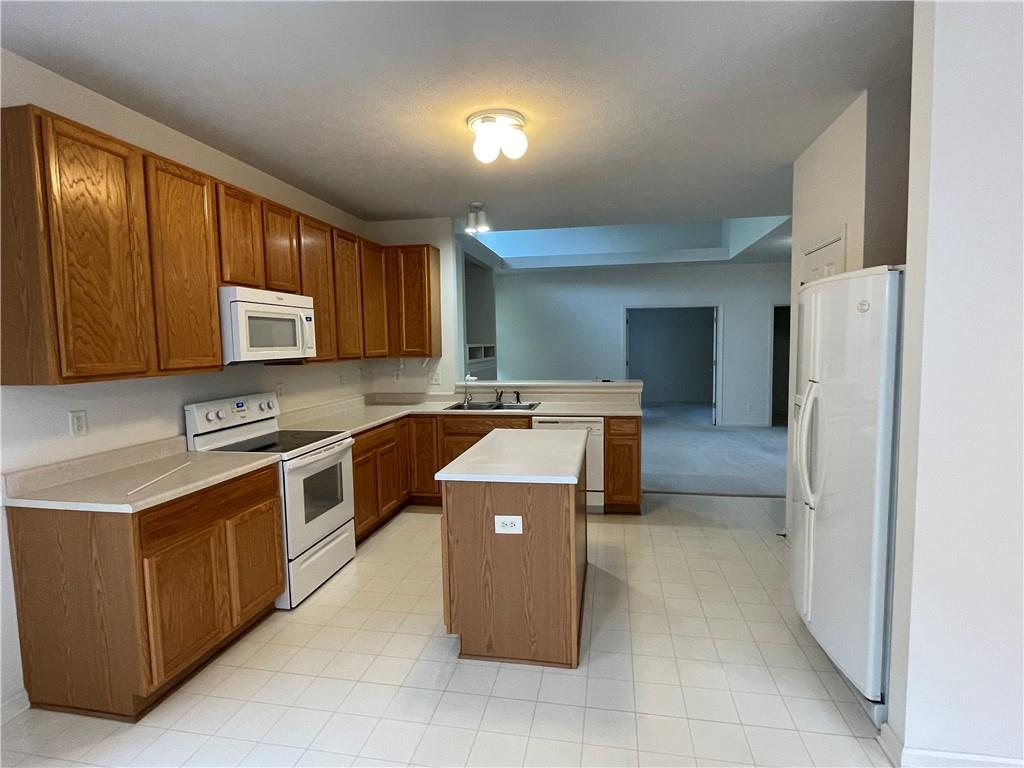 5822 Stone Pine Trail Carmel, IN 46033 - Photo 6 of 20