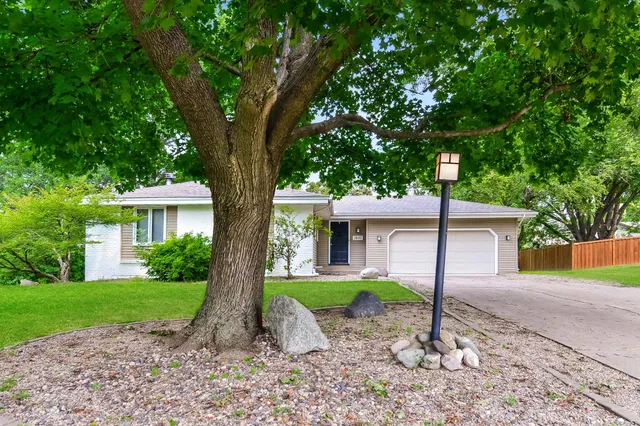 $2,599 | 3820 Union Terrace Lane North, Plymouth, MN 55441