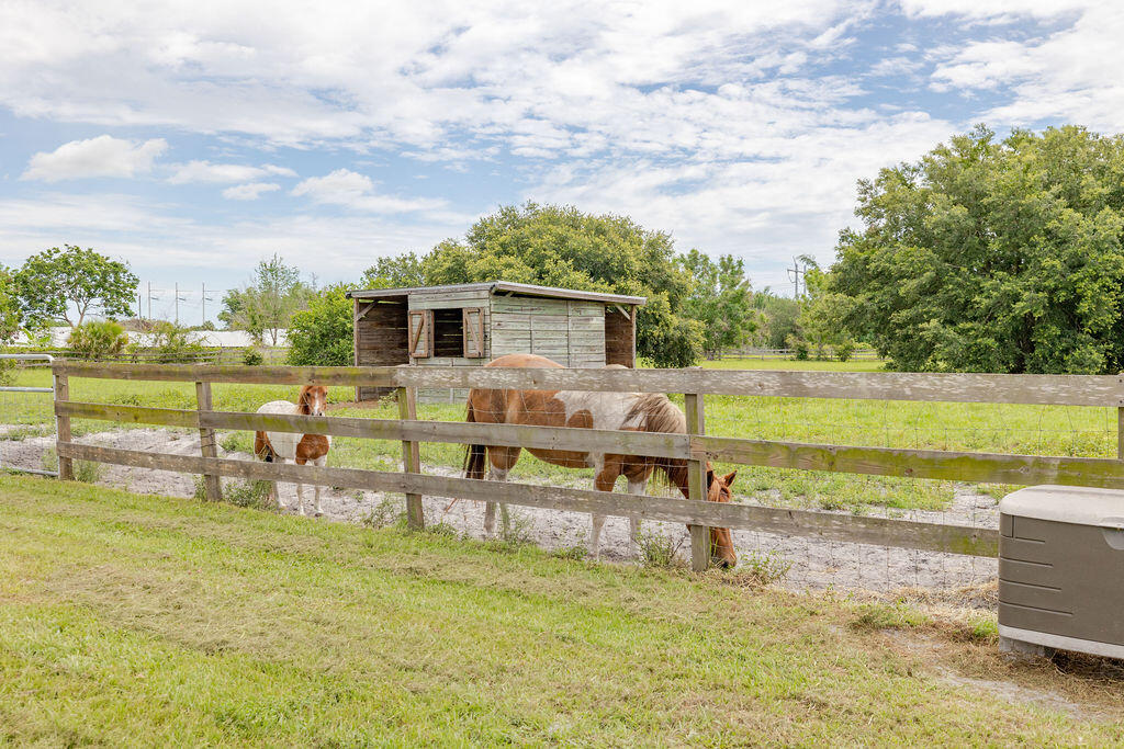 11301 Southwest Fox Brown Road Indiantown, FL 34956 - Photo 4 of 120 428A8076