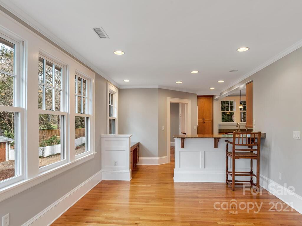 57 Edgemont Road Asheville, NC 28801 - Photo 12 of 46 Gallery Image 12