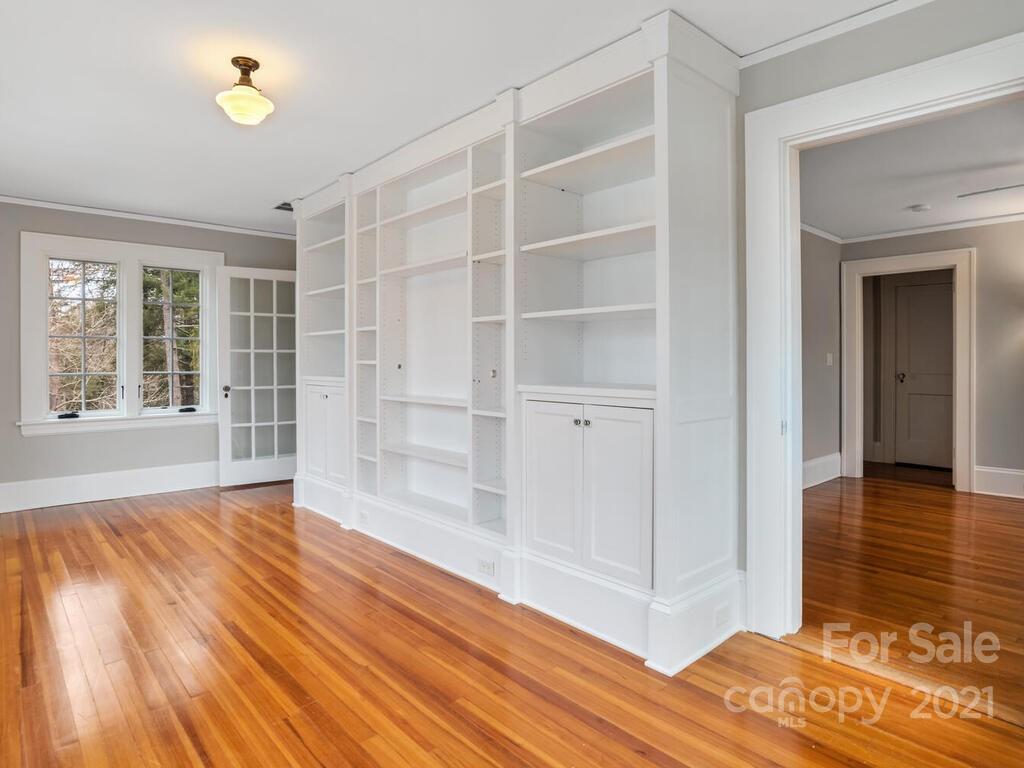57 Edgemont Road Asheville, NC 28801 - Photo 24 of 46 Gallery Image 24