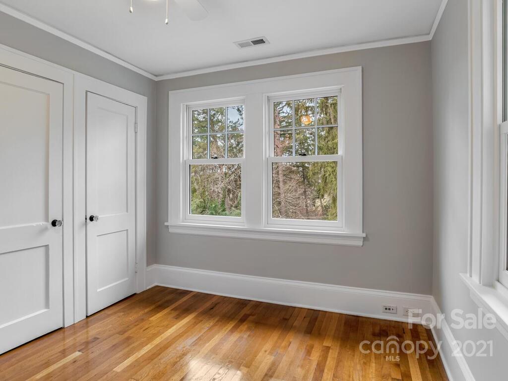57 Edgemont Road Asheville, NC 28801 - Photo 28 of 46 Gallery Image 28