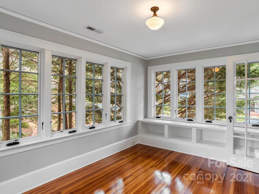 57 Edgemont Road Asheville, NC 28801 - Photo 33 of 46 Gallery Image 33
