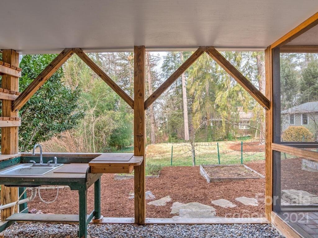 57 Edgemont Road Asheville, NC 28801 - Photo 41 of 46 Gallery Image 41