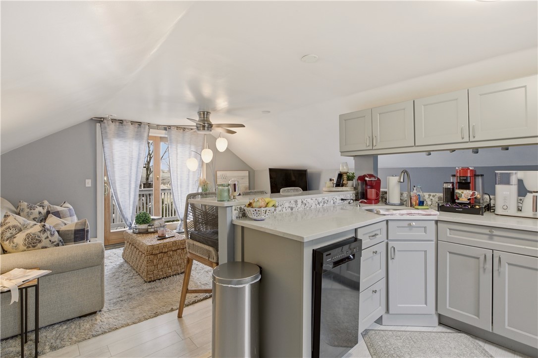9 Bacheller Street Newport, RI 02840 - Photo 18 of 24