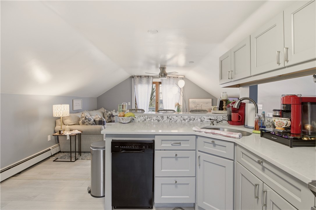 9 Bacheller Street Newport, RI 02840 - Photo 19 of 24