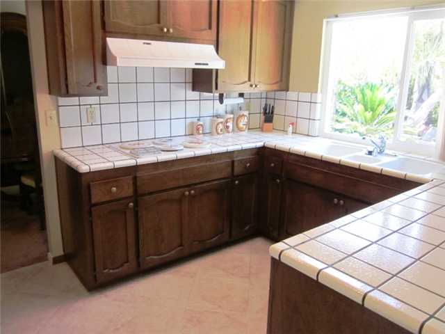 2585 Windmill View Road El Cajon, CA 92020 - Photo 6 of 21