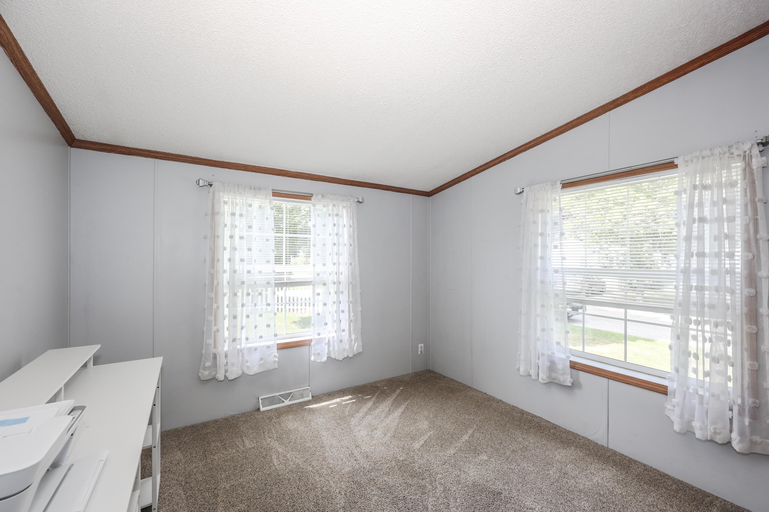 75 Pine Tree Terrace Derry, NH 03038 - Photo 19 of 25 Gallery Image 19