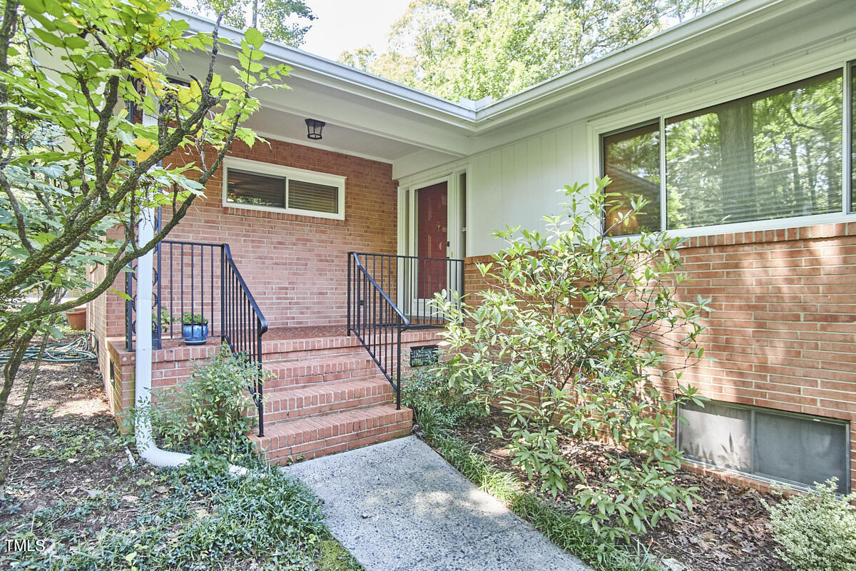 2718 McDowell Road Durham, NC 27705 - Photo 8 of 75 013