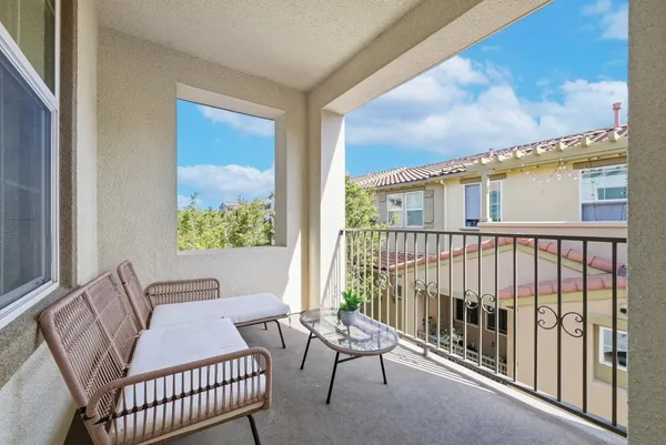 $990,000 | 770 Claridad Loop, Milpitas, CA 95035