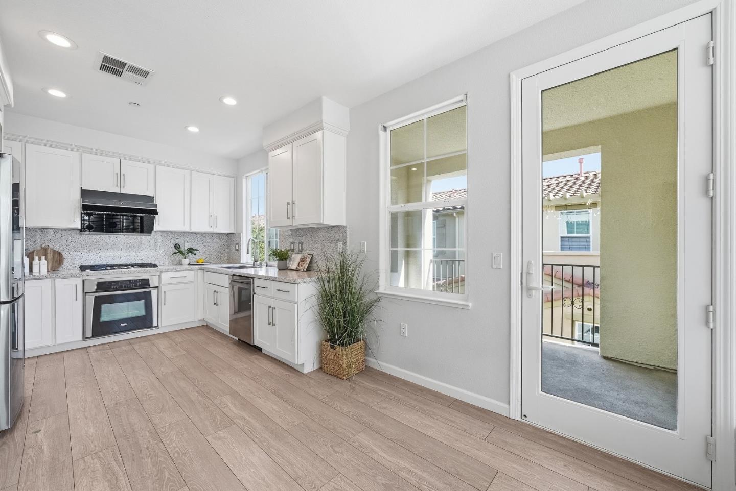 770 Claridad Loop Milpitas, CA 95035 - Photo 10 of 42