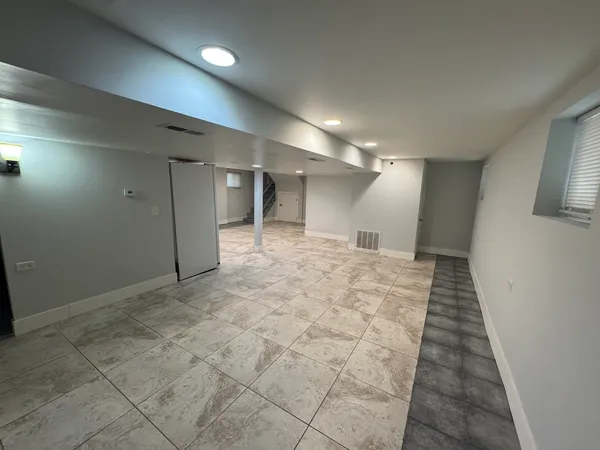 $1,650 | 6438 North Fairfield Avenue, Unit G, Chicago, IL 60645