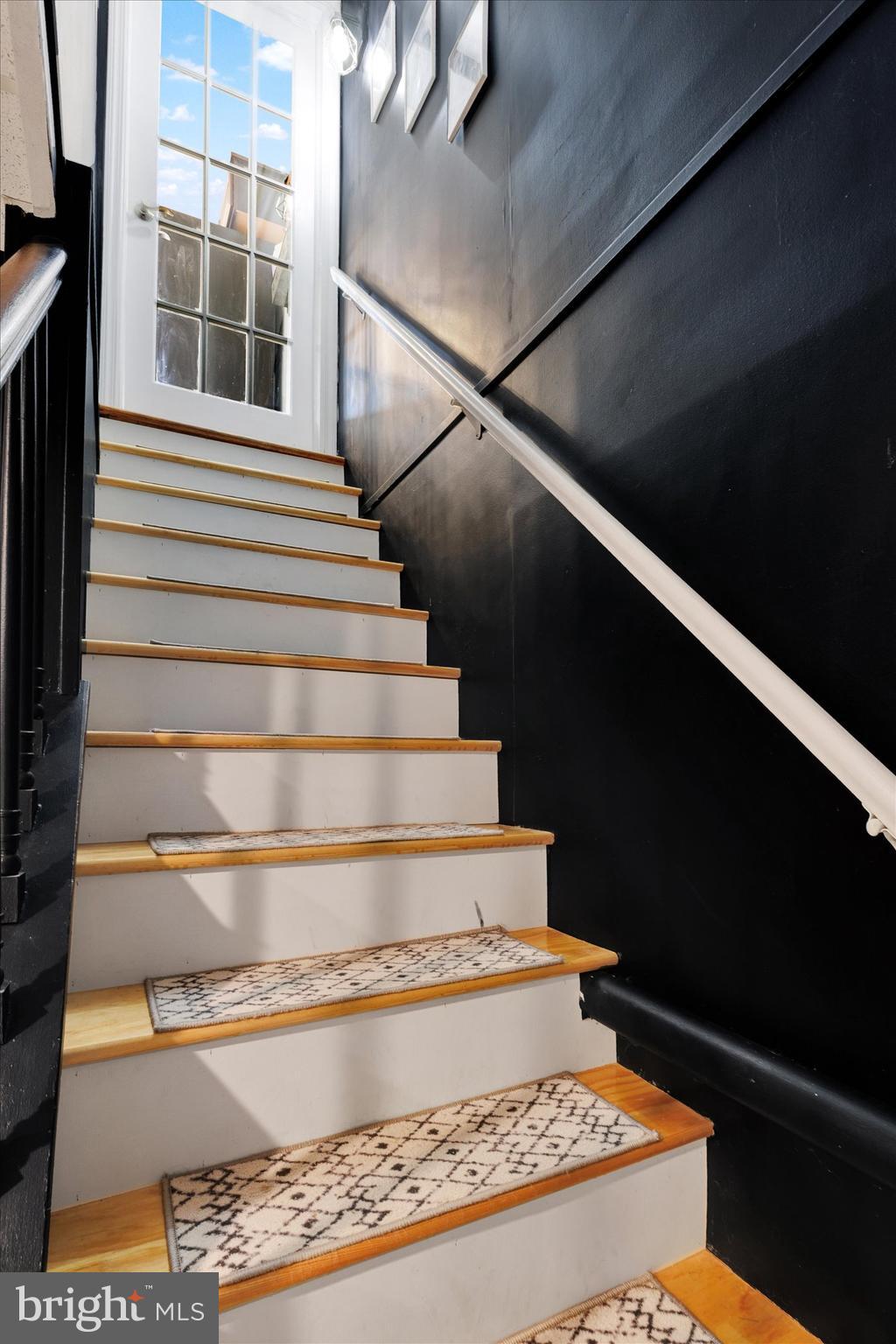 408 West 6th Street Lititz, PA 17543 - Photo 26 of 29 a view of entryway