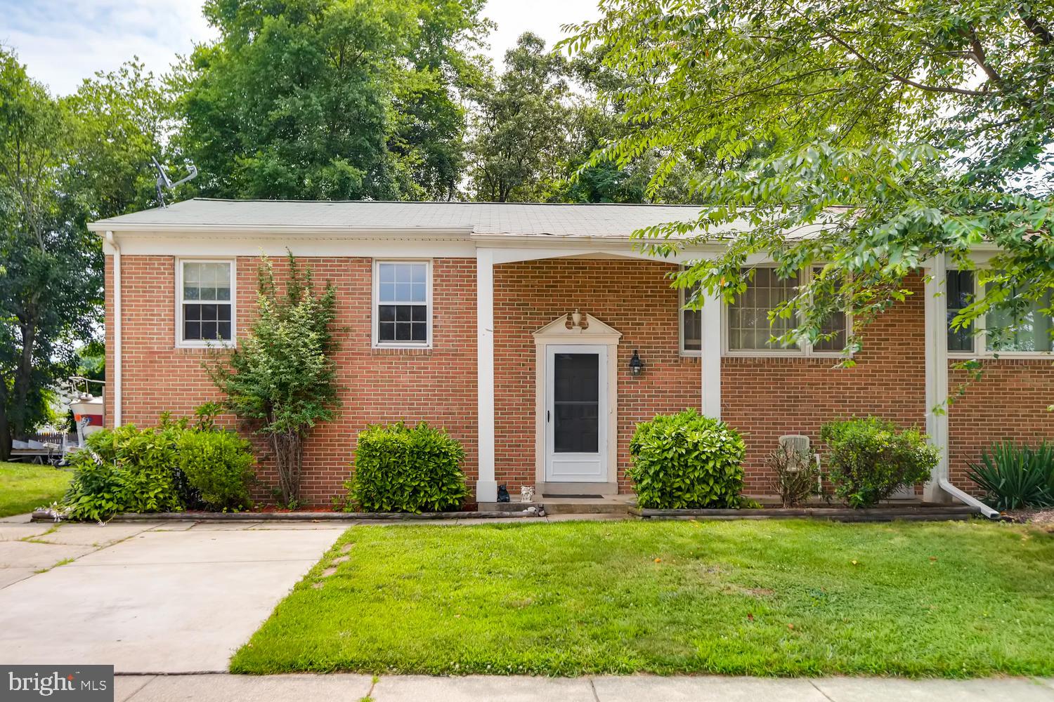 7721 Notley Road Pasadena, MD 21122 - Photo 1 of 15 Gallery Image 1